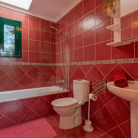 El Refugio * Ла-Олива